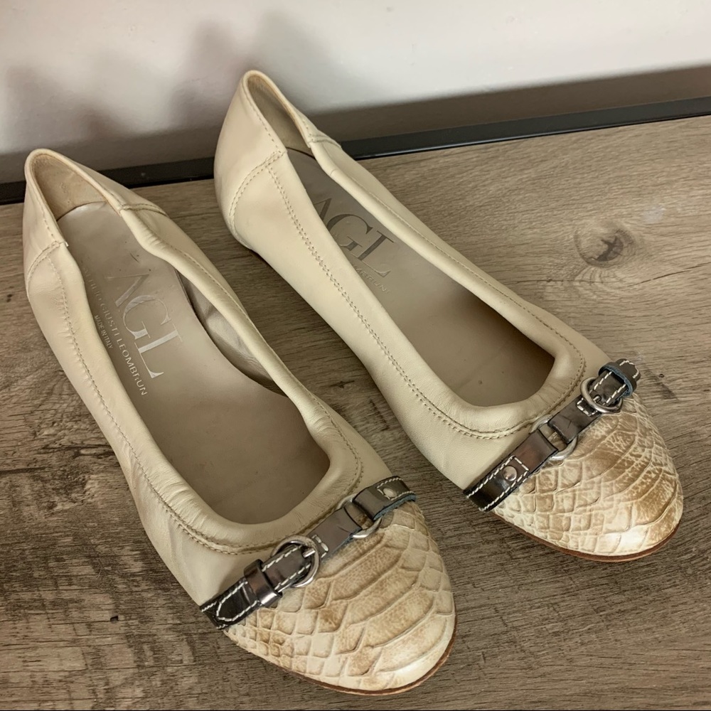 AGL Attilio Giusti Leombruni Light Beige LEATHER Strap & Buckle BALLET FLATS  41